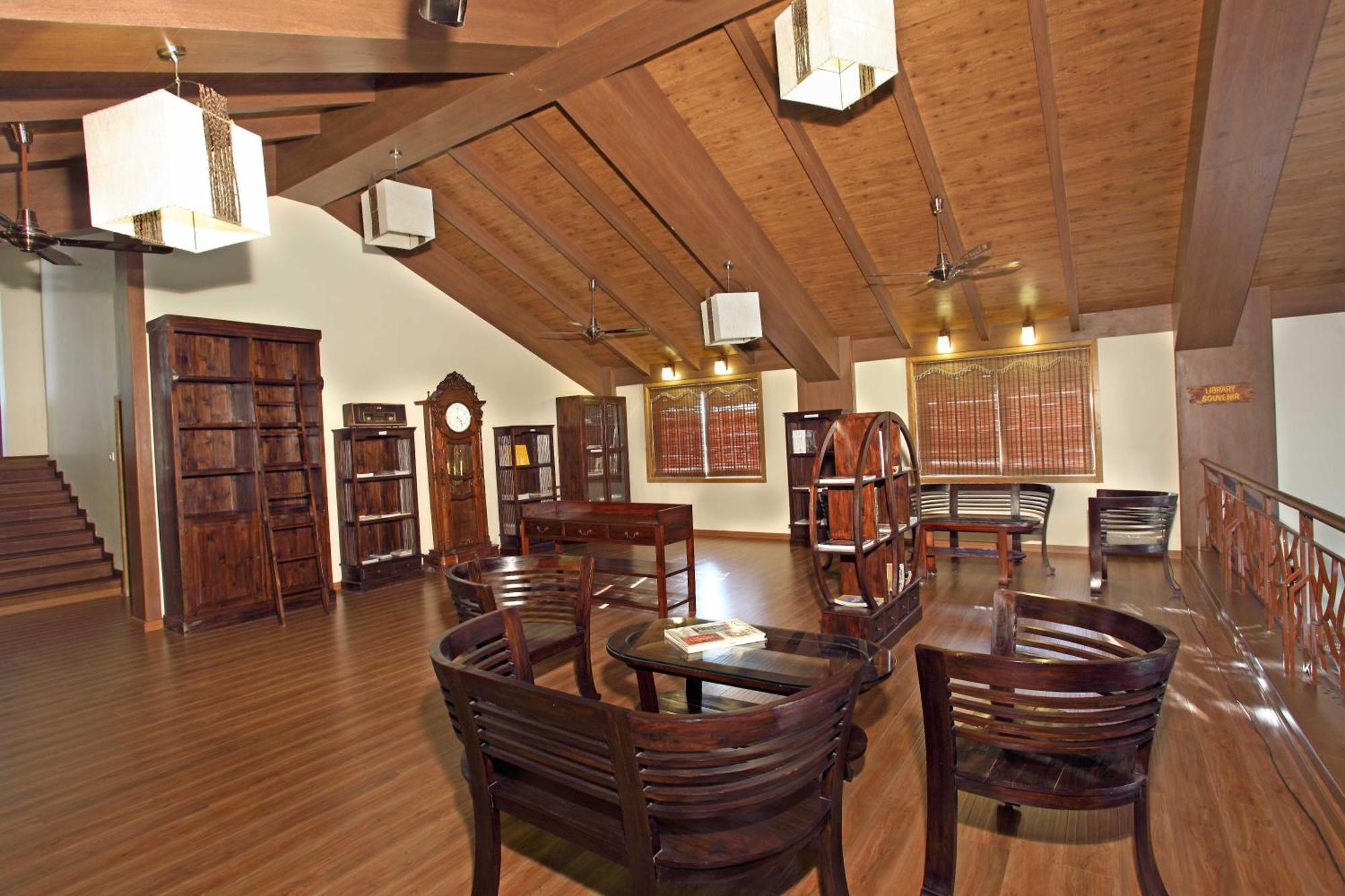 The Fern Gir Forest Resort, Sasan Gir - A Fern Crown Collection Resort Экстерьер фото