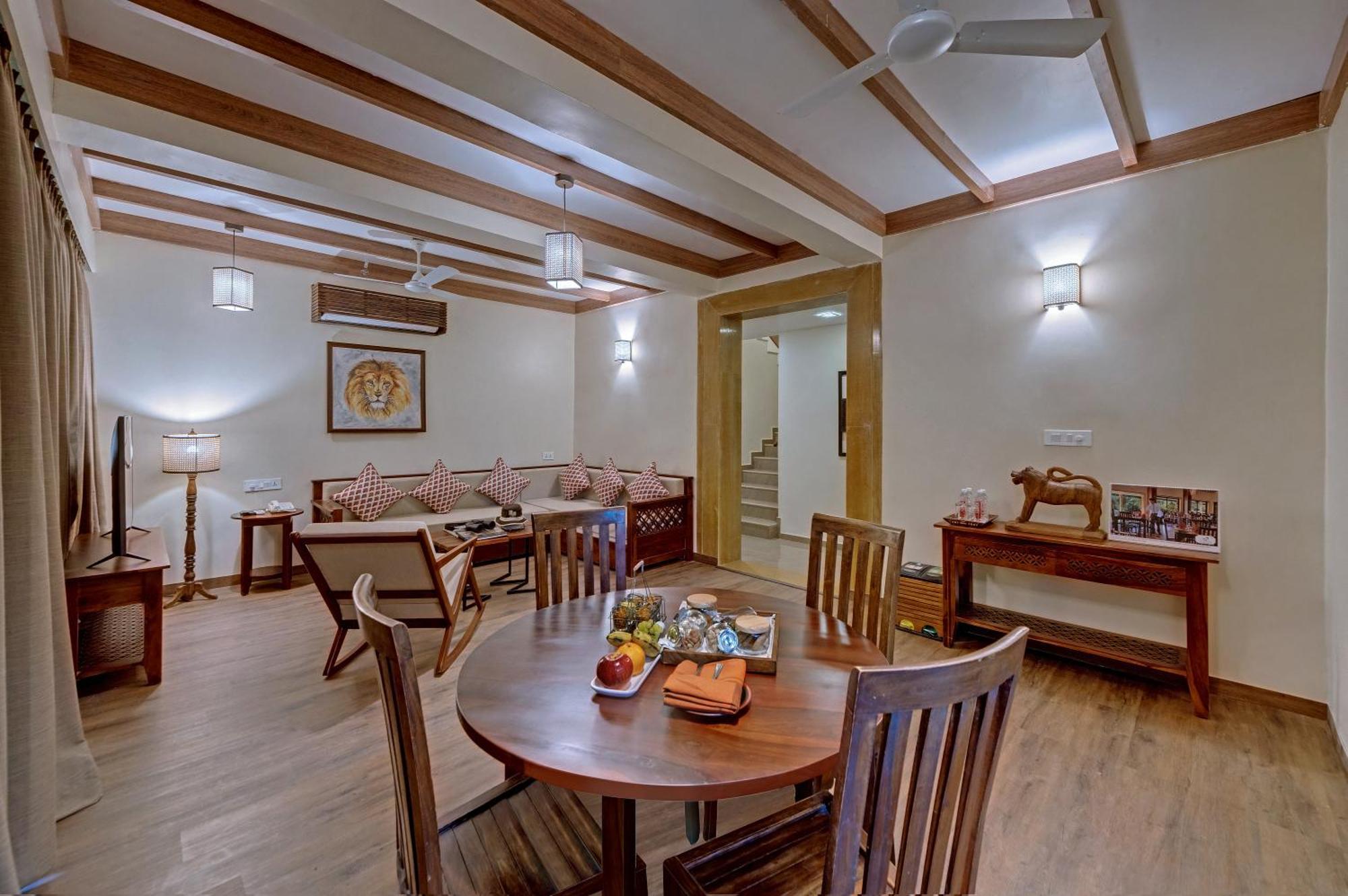 The Fern Gir Forest Resort, Sasan Gir - A Fern Crown Collection Resort Экстерьер фото