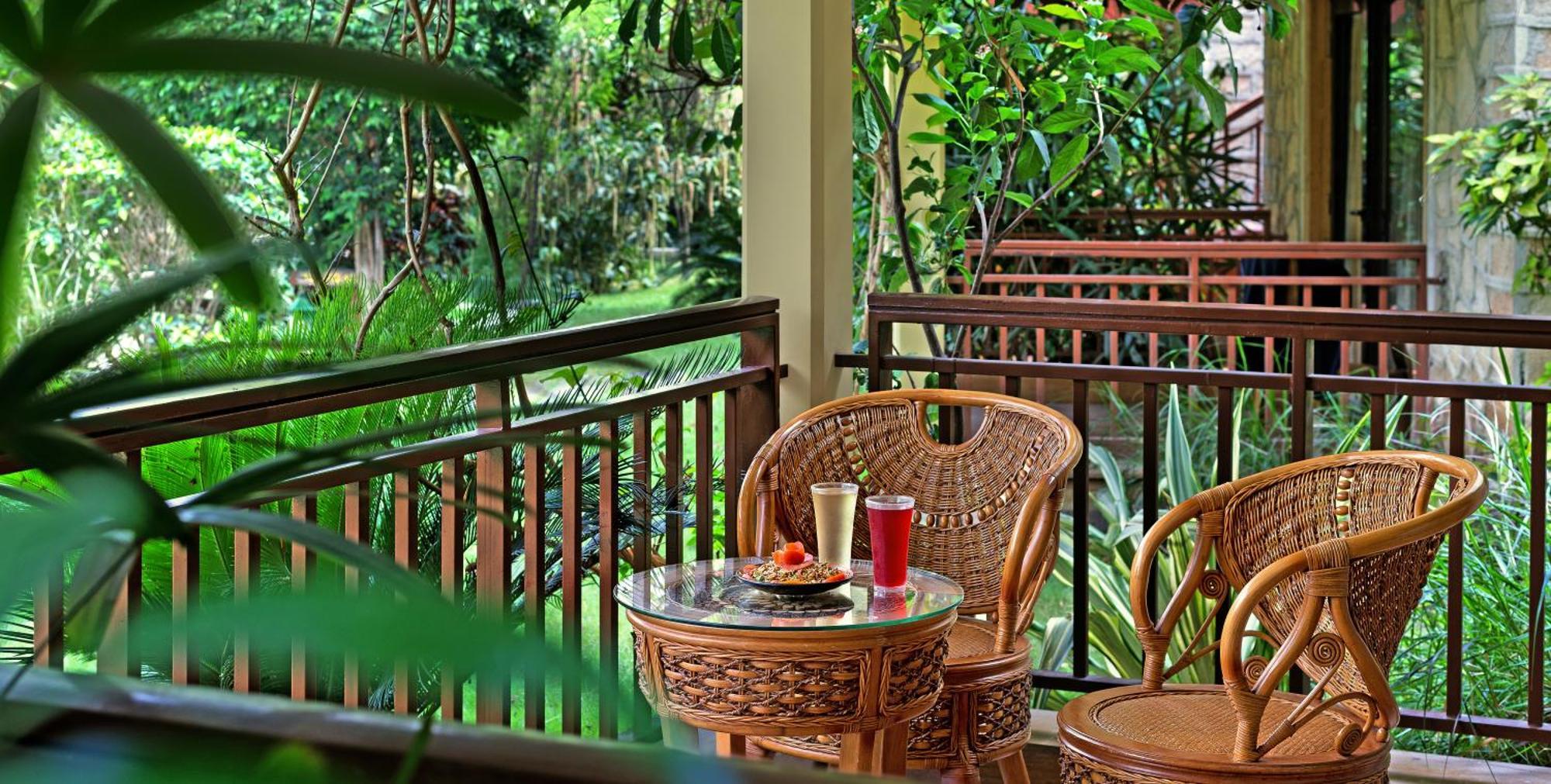 The Fern Gir Forest Resort, Sasan Gir - A Fern Crown Collection Resort Экстерьер фото